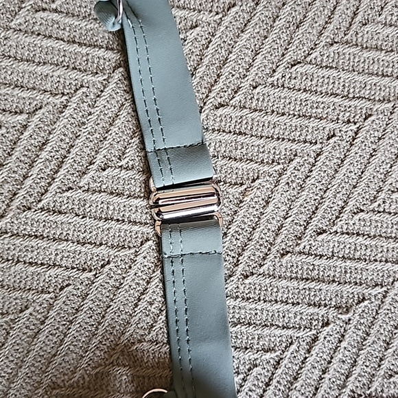 Bikini - Picture 3 of 3